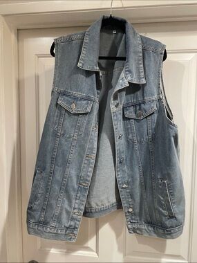 Oversized Light Wash Denim Vest